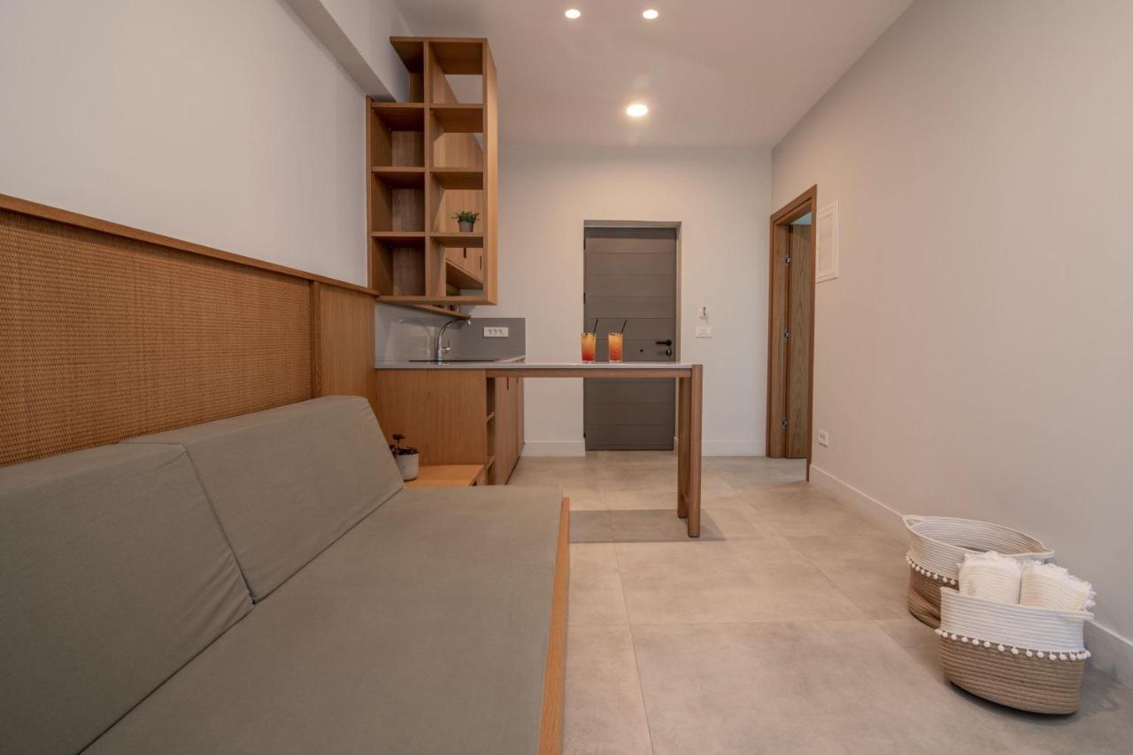 Paradise Elegant Apartments - Perfect Escape On The Beach Alykes  Bagian luar foto
